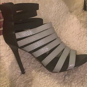 Used Call it Spring sandals